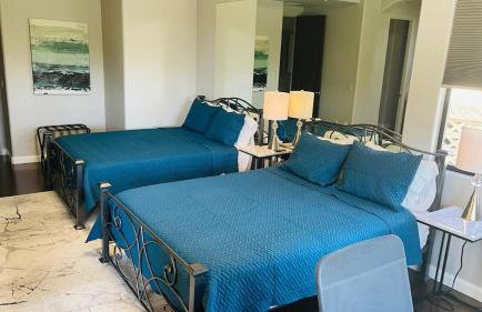 Luxury Contemporary Sanctuary w/ Pool and Views! - Foto 70