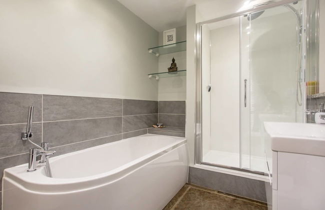 JOIVY Spacious 2 Bed Apt in Ideal City Centre Location - Foto 24