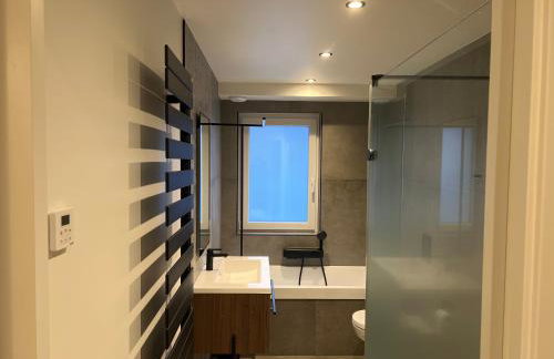 Petite maison climatisée avec garage attenant - Foto 18