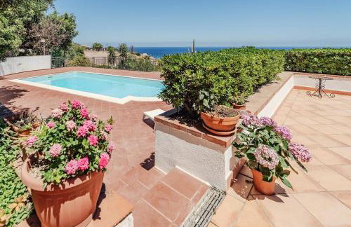 Pool & Panoramic Villa - 9 mins city center - Foto 48