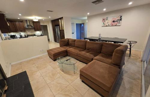 4 Bedroom West Hills Charmer with Pool and Jacuzzi - Foto 5