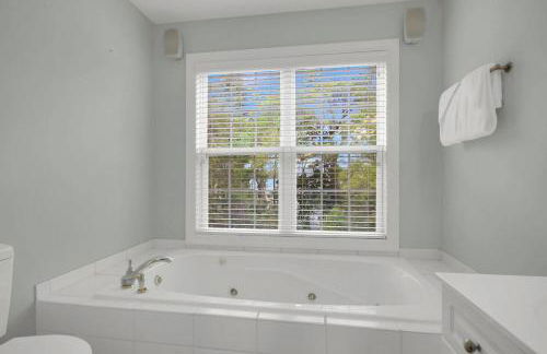 Lakefront 3br Townhome W Stunning Views! - Foto 46