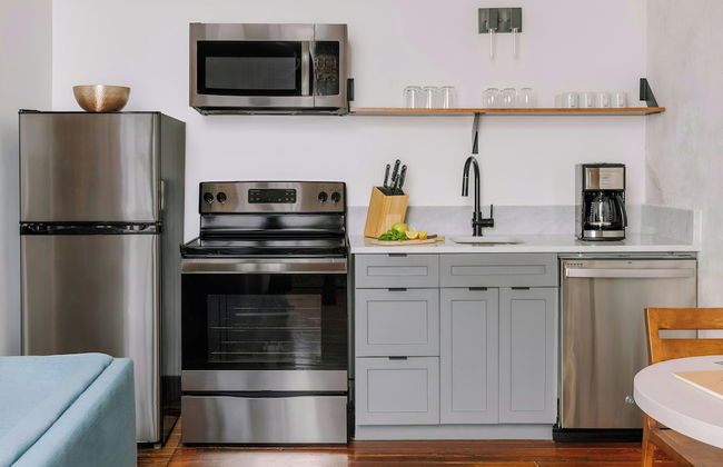 Sonder by Marriott Bonvoy The Schaeffer Apartments French Quarter - Photo 19