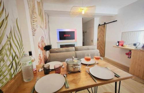 MRODBNB - Appart Neuf - Aperçu Mer - 25m Plage & Resto - Ciné - cheminée - Popcorn - Foto 2