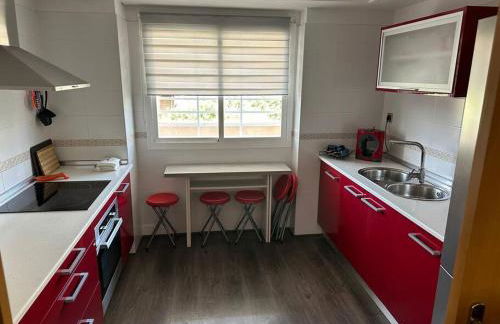 Piso familiar en El Toyo - Foto 10