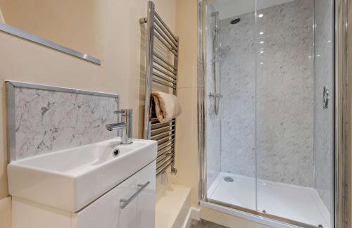 Castle Forge 4-Bedroom Historic Purbeck Forge in Kingston, Corfe Castle, Sleeps 7 - Photo 47