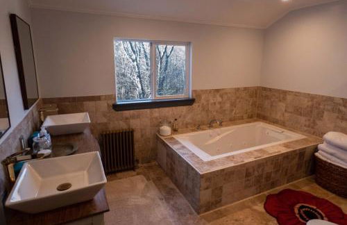 Chic Catskills Farmhouse - Foto 2