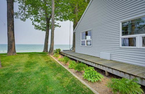 Vibrant Waterfront Vacation Rental on Lake Huron! - Foto 30