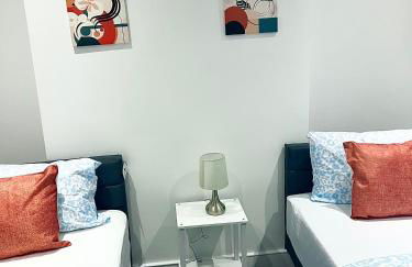 Spacious 4Bedroom - 10mins to London Bridge with Parking & Garden - Foto 18