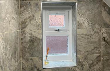 Five Oaks House- Entire 3 Bedroom House for Family & Contractors with up to 5 sleep- NO PARTIES ALLOWED - Foto 26