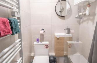 L'Exotique - Parking I Netflix I Gare I WIFI TRÈS HAUT DÉBIT - Calme & Cosy - Foto 11