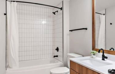 DT UMN 1BD Gym Free Parking Rooftop by River - Foto 14