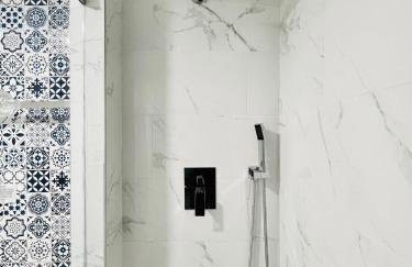 Our Lovely Nest, Free Parking & Wi-Fi - Foto 9