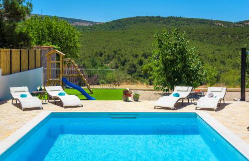 Villa R&B heated pool - Photo 12