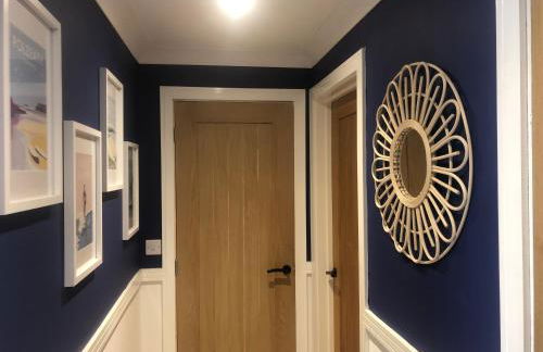 Detached, peaceful, spacious with easy access and very large garden - Foto 15