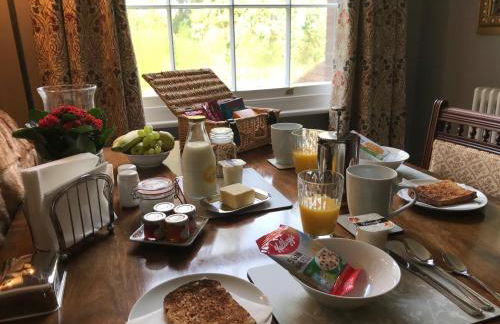 The Cheese Room, self-contained cosy retreat in the Quantock Hills - Photo 8