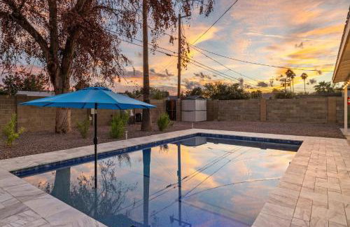 Shangri La Home - Boho Chic with Patio Pool & Grille - Foto 41