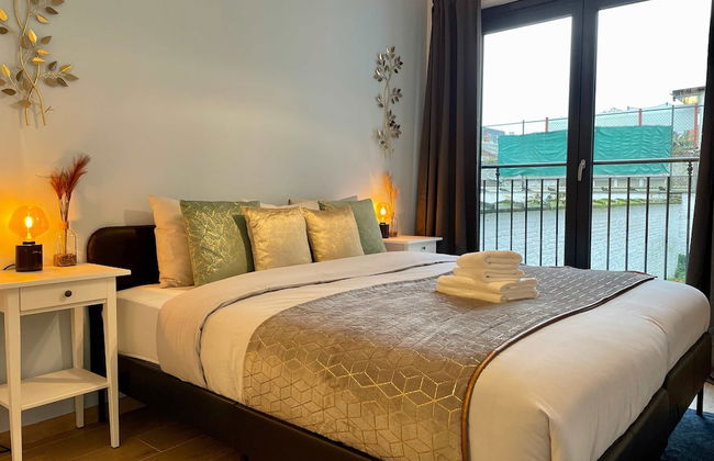 Luxury 2BR 2BA Near Fashion District by Oneluxstay - Foto 2