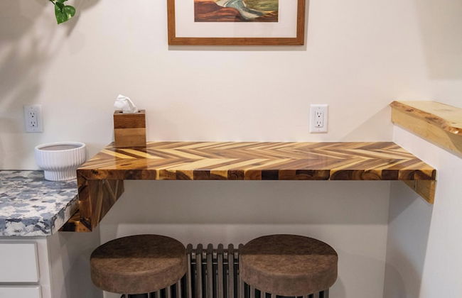 Dollhouse Downtown - Photo 21