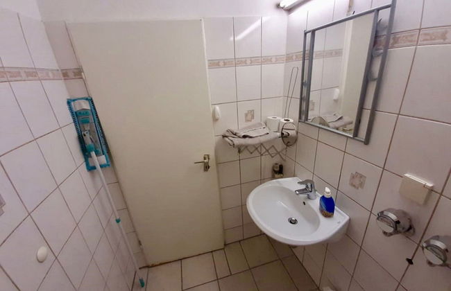 Apartment With Balcony, Neuss - Foto 11