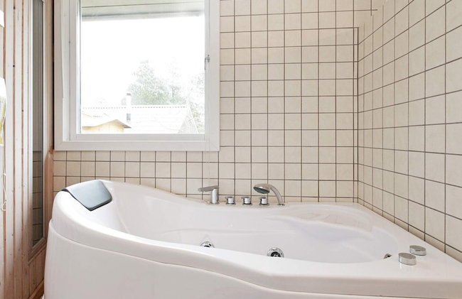 8 Person Holiday Home in Albaek - Foto 3