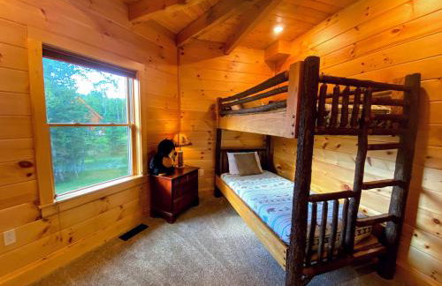 1800OR Unique 'yurt' home in Bretton Woods 1 mi to skiing firepit foosball beach Hot tub - Foto 54