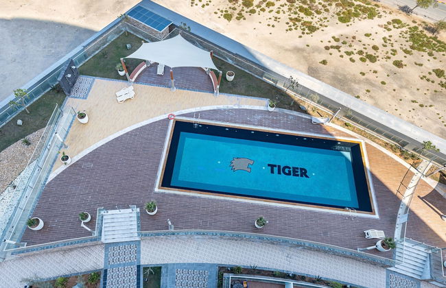 Luxury StayCation - Al Jawhara Tower Studio Apt in the Heart of Dubai - Photo 32