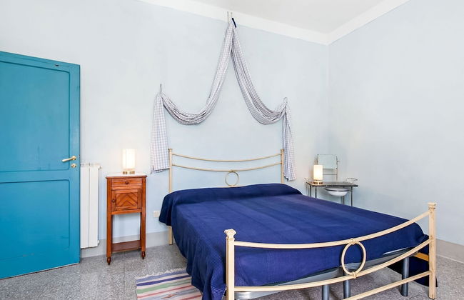 A Spacious Retreat for Ten - Photo 2