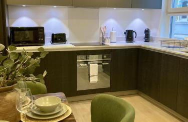 Richmond High Street Retreat – Station Steps Away - Foto 24