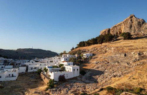 Lindos Calmare Suites - Photo 10
