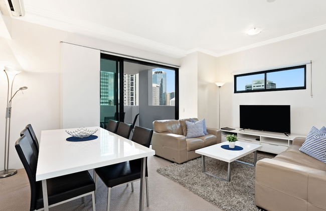 Republic Apartments - Photo 34