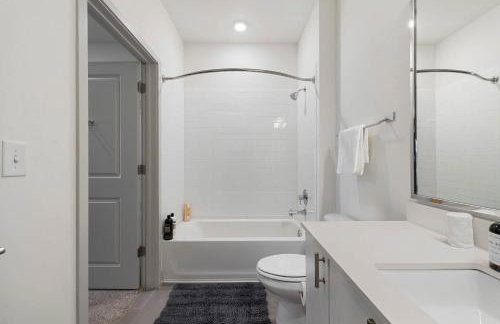 Modern Nulu 2BR CozySuites 10 - Foto 16