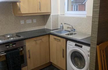 Stylish Apartment Sleeps 6, 2 Bed, 2 Bath, Free Parking & WIFI, Nr NEC & Uni - Foto 32