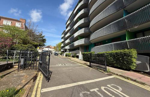 Homey and Secure apartment - Wembley Stadium! - Foto 2