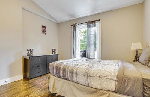 Walk to Bites and Whittier Park Uptown Getaway! - Foto 16