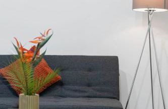 Free Parking - Sleeps 6 - Central - New Interior - Photo 1