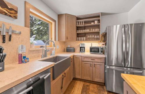 Tahoe City Retreat - For 8 - Foto 16