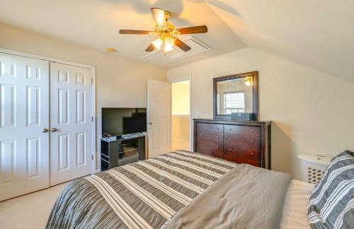 6 Mi to Charlotte Motor Speedway Home with Fire Pit - Foto 22