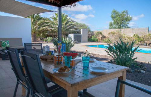 Heated & Shared Pool VILLA MATRIANA 36A, North Shore Villas - Foto 13