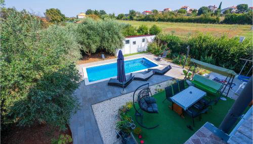 2 Bedroom Lovely Apartment In Pula - Foto 2