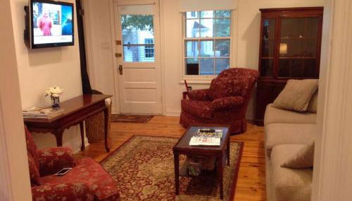 Charming Cottage on a City Farm! - Foto 3