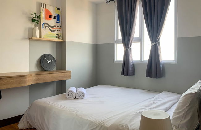 Comfort And Nice 2Br At Cinere Resort Apartment - Photo 1