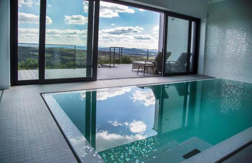 villa relax with swimming pool and mountain view - Foto 28