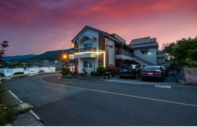 Namhae Oceanview Pension - Foto 34