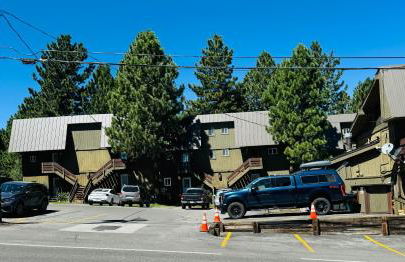 Cozy Condo in Mammoth with 2 parking spots! Ski,Snowboard, Ice skate! - Foto 19