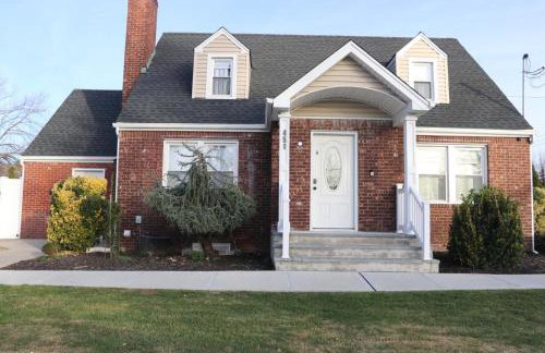 Spacious & Elegant 2 bedroom apartment in the heart of Uniondale - Foto 2