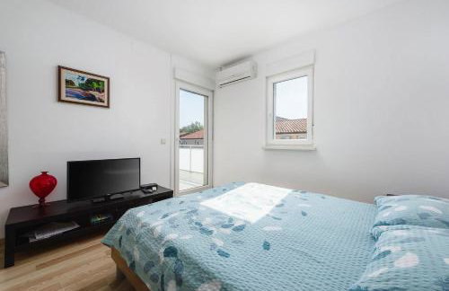 Lichtdurchflutetes Studio-Apartment nur 500 Meter zum Strand mit Grillbereich - Foto 9