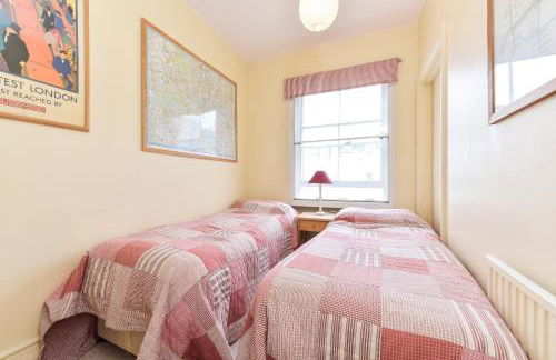 Smart 2 bedroom flat near Pimlico Tube - Photo 30