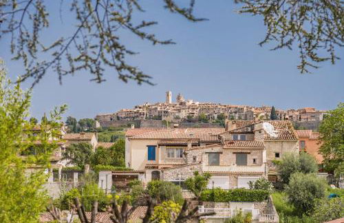 Authentic villa with swimming pool in La Colle-sur-Loup - Foto 42