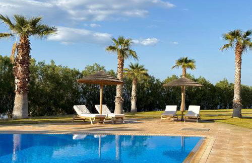 Blue Angel Villa Luxury Seafront Estate - Foto 57